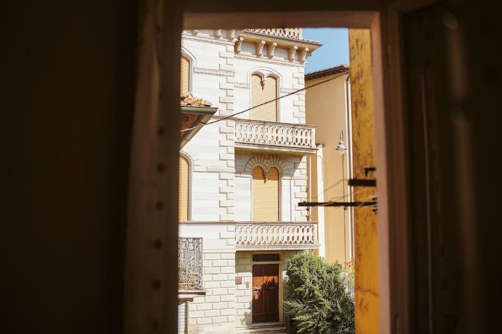Casa Vacanze L'Angolo Fiorito 베톨레 외부 사진