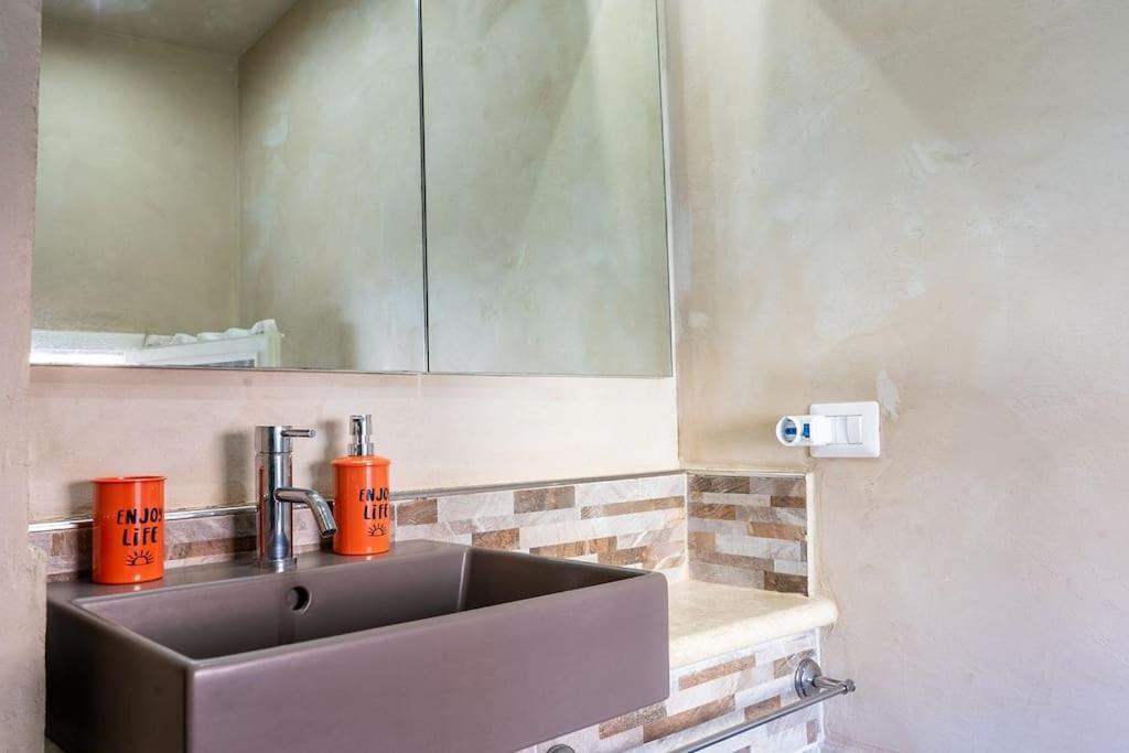 Casa Vacanze L'Angolo Fiorito 베톨레 외부 사진