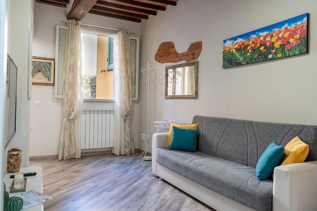 Casa Vacanze L'Angolo Fiorito 베톨레 외부 사진