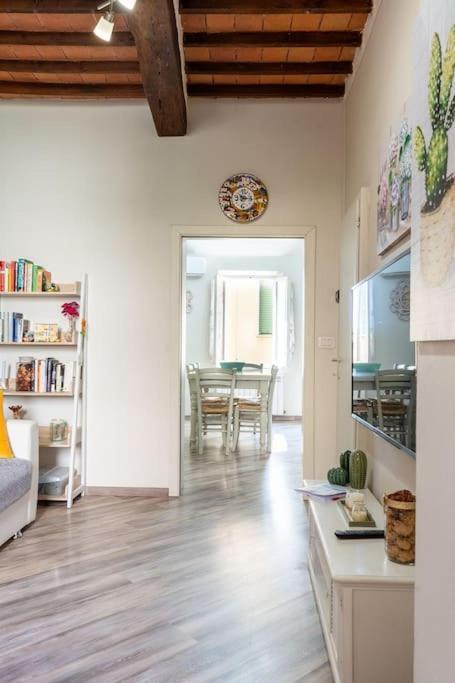 Casa Vacanze L'Angolo Fiorito 베톨레 외부 사진